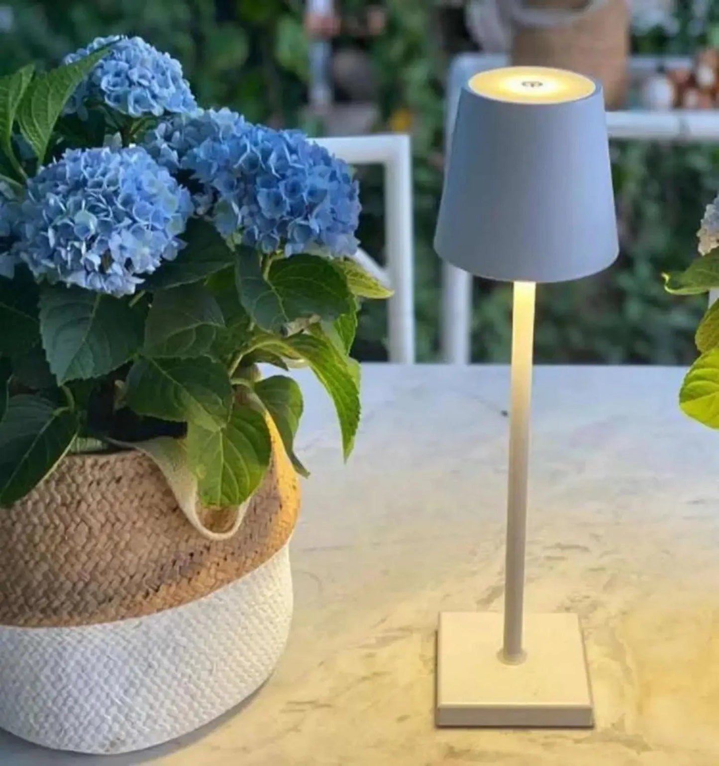 Lampe de bureau portable à LED rechargeable. - Habitat Bois Lumière