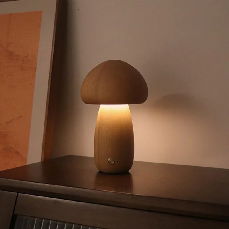 Lampe de chevet led en bois en forme de champignon - Habitat Bois Lumière