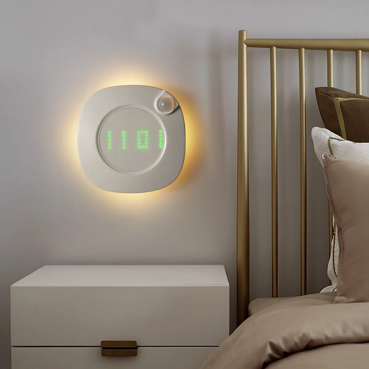 Lampe de nuit LED avec capteur de mouvement et horloge, veilleuse murale - Habitat Bois Lumière